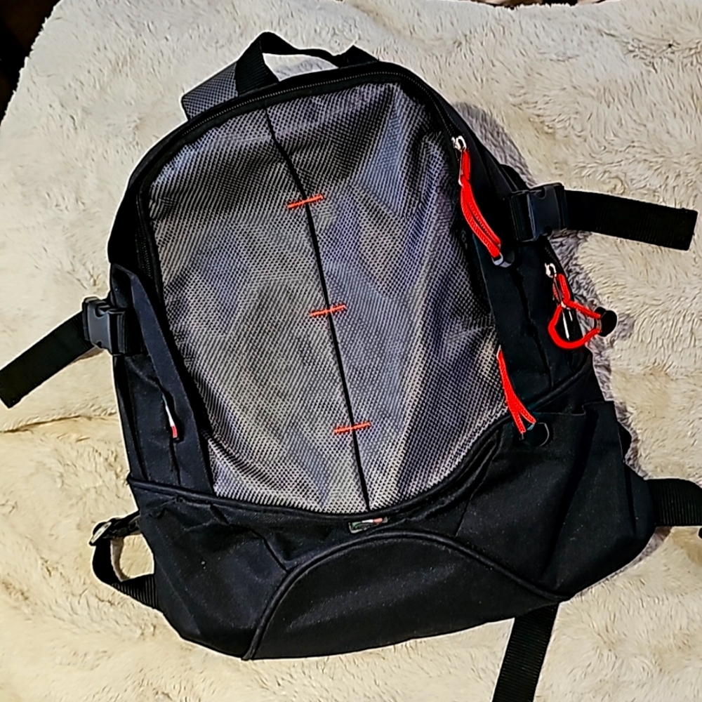 *NEW*Mini backpack - Picture 3 of 8
